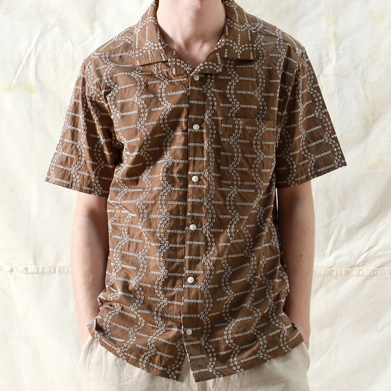 
                          Stachio Shirt - Palm Tree Brown - Far Afield - STAG Provisions - Tops - S/S Woven - Other Pattern
                        