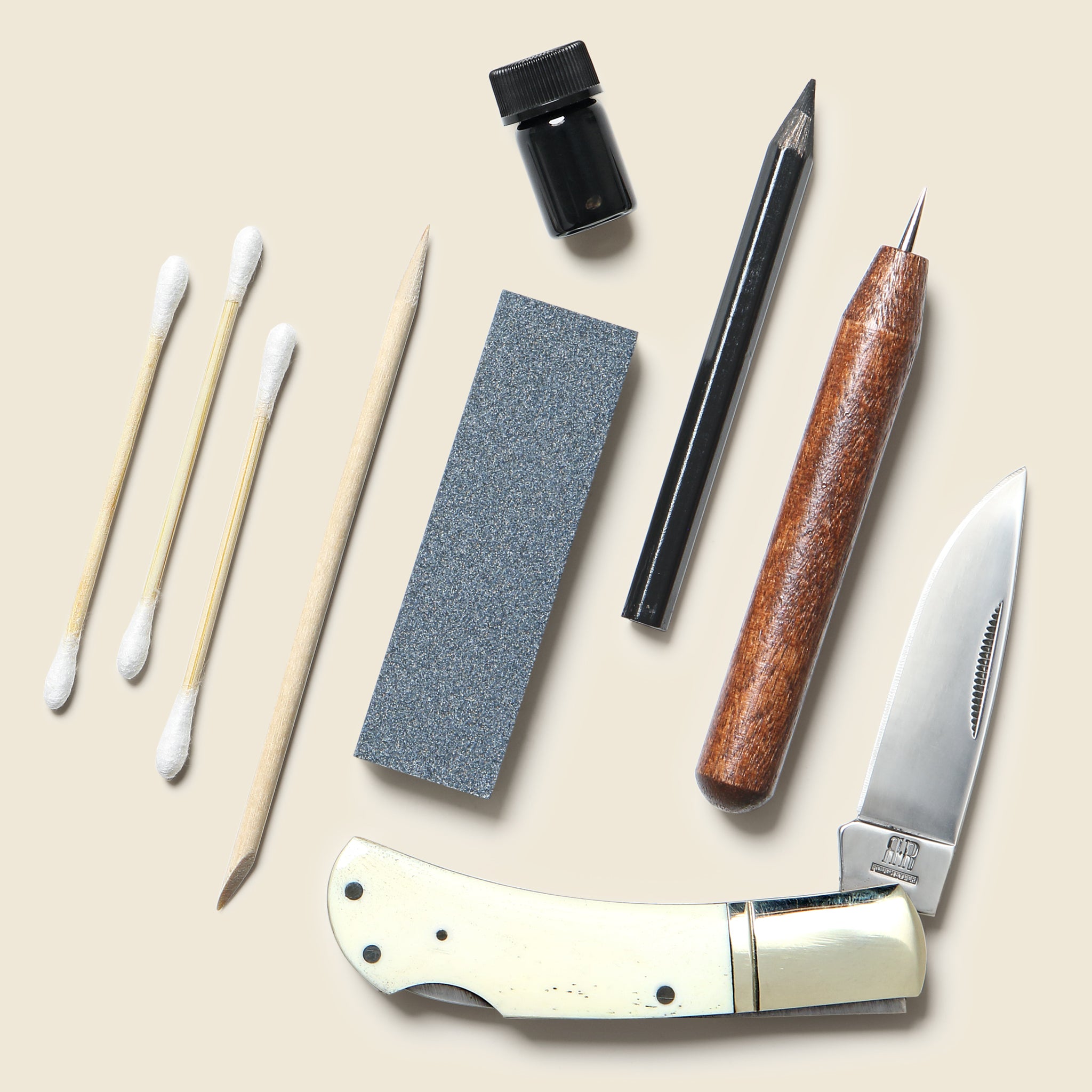 
                          Scrimshaw Lock-Back Knife Kit - Mollyjogger - STAG Provisions - Home - Kitchen - Housekeeping
                        