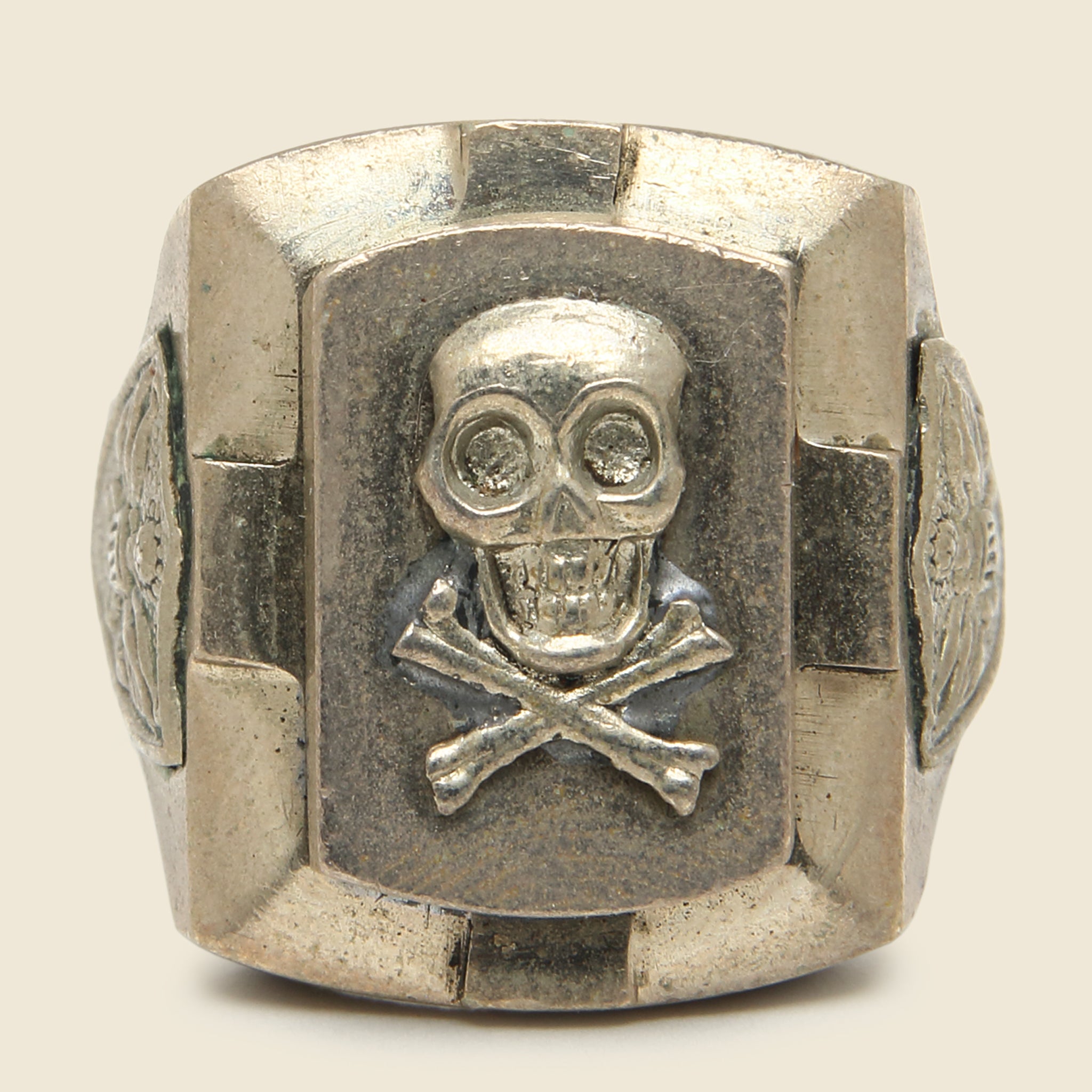 
                          Vintage Mexican Biker Souvenir Skull Ring - Vintage - STAG Provisions - One &amp; Done - Accessories &amp; Jewelry
                        