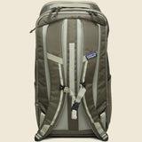 Black Hole Pack 32L - Basin Green - Patagonia - STAG Provisions - Accessories - Bags / Luggage