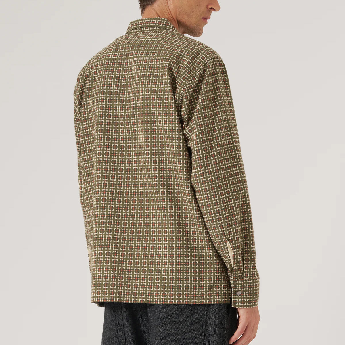
                          Oscar Camp Shirt - Olive - Universal Works - STAG Provisions - Tops - L/S Woven - Other Pattern
                        