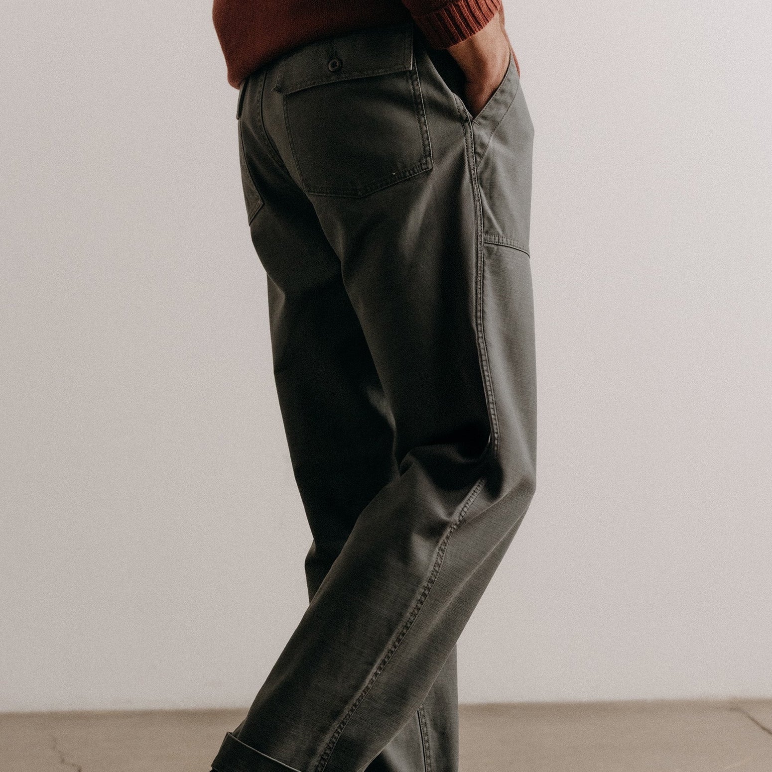 
                          Surplus Pant - Faded Black Sateen - Taylor Stitch - STAG Provisions - Pants - Twill
                        