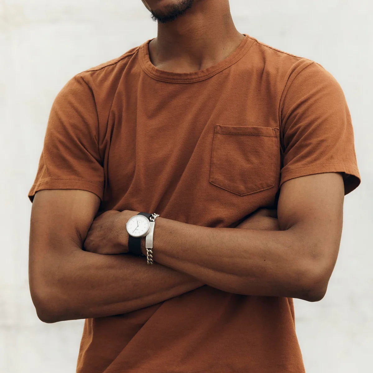 
                          Pocket Tee - Rust
                        