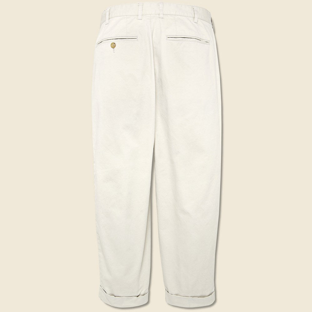 
                          2 Pleats Twill Pant - Cement - BEAMS+ - STAG Provisions - Pants - Twill
                        