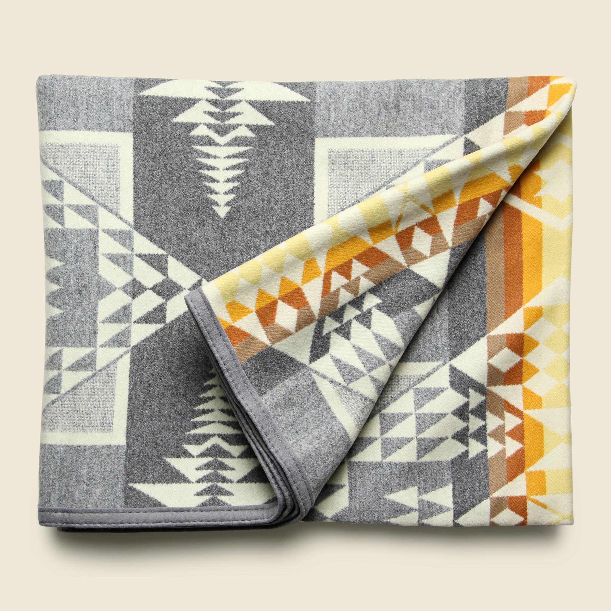 
                          Jacquard Arrowhead Blanket - Grey Heather - Pendleton - STAG Provisions - Gift - Blankets
                        