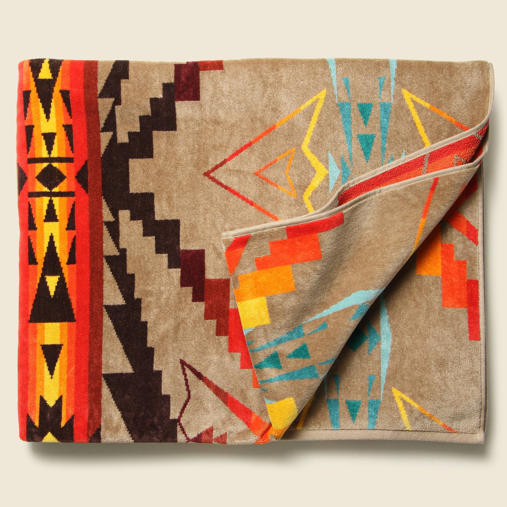 
                          Sierra Ridge Towel - Tan - Pendleton - STAG Provisions - Gift - Towel
                        
