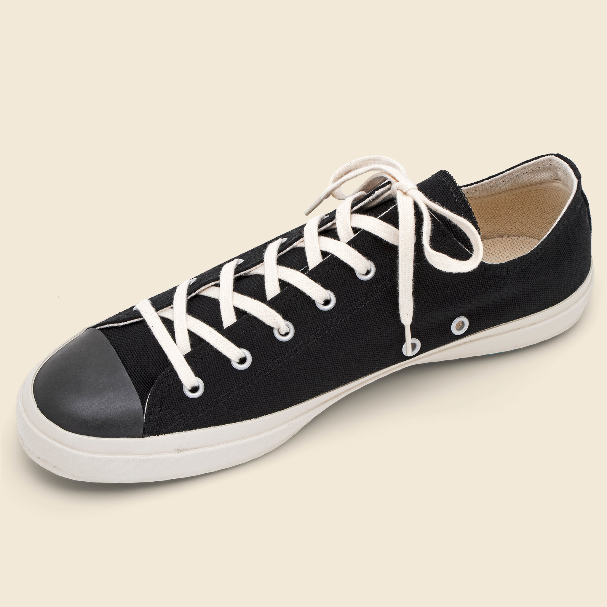 
                          01-JP Lo Sneaker - Black - Shoes Like Pottery - STAG Provisions - Shoes - Athletic
                        
