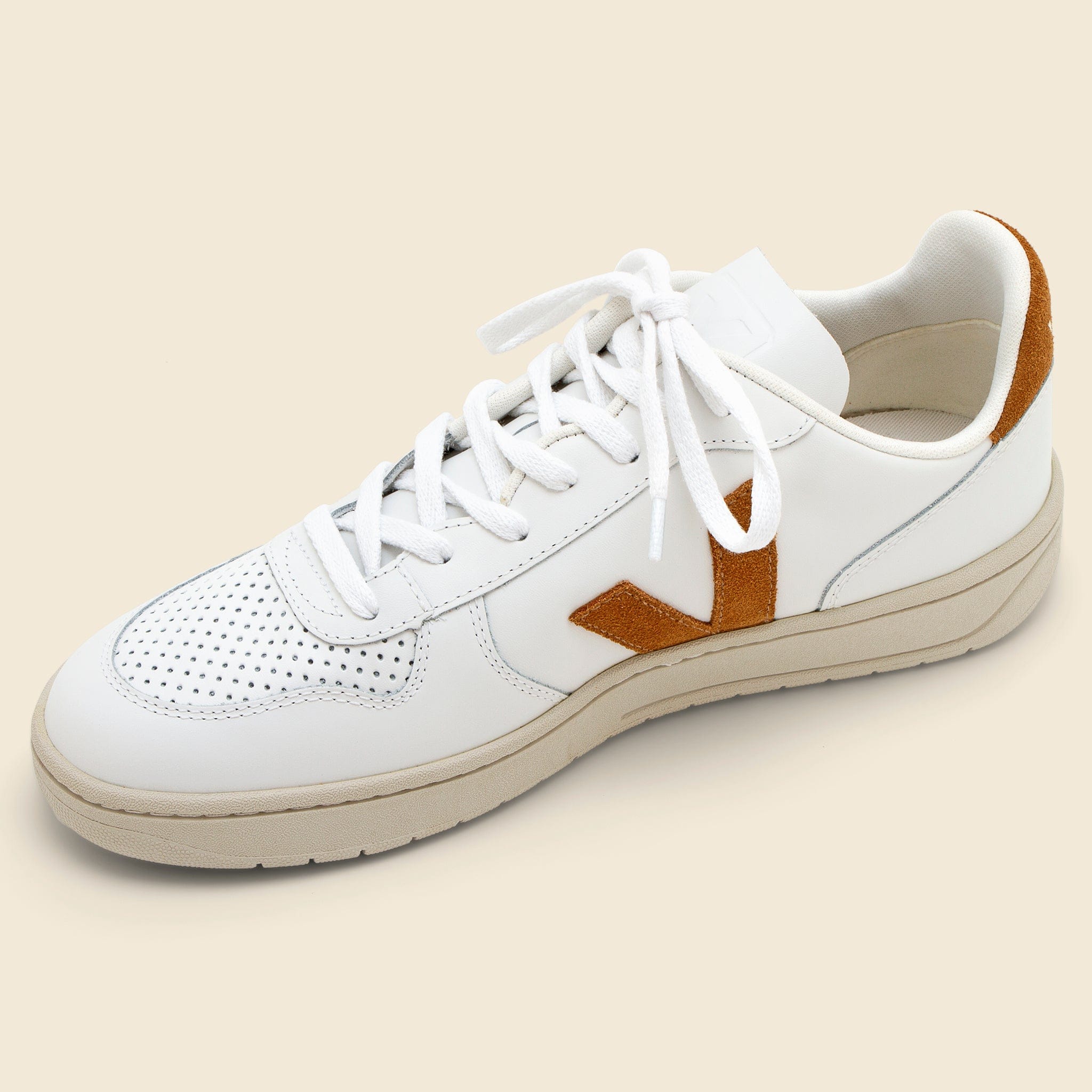 V10 Sneaker - Extra White/Camel - Veja - STAG Provisions - Shoes - Athletic