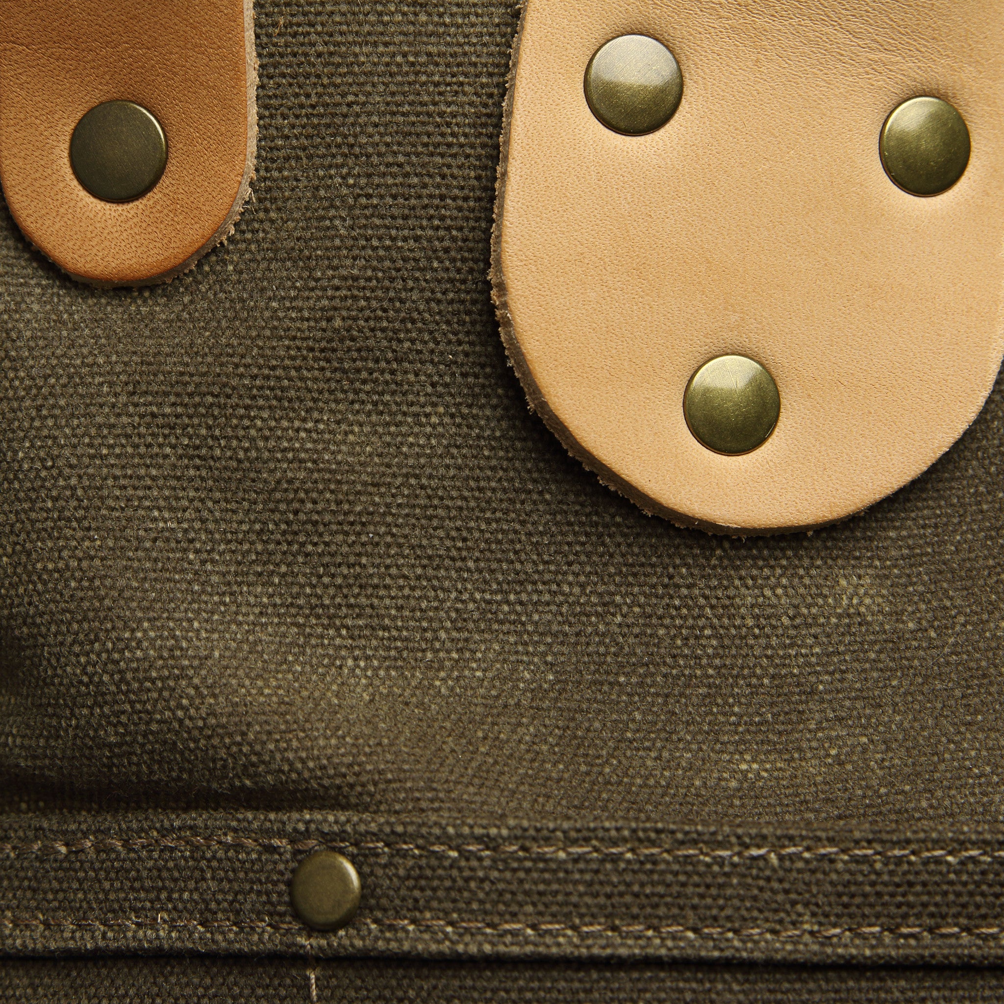 Garrison Waxed Canvas Carry-All - Tan/Natural - Winter Session - STAG Provisions - Accessories - Bags / Luggage